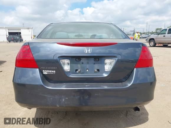 2007 Honda Accord LX SE with VIN 1HGCM56307A123884, listed as a IAAI auction lot 42269655 with 200,199 mi miles and . Bid and sale history available at DreamBid. Image 17.