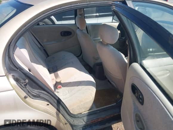 1997 Saturn SL с VIN 1G8ZK5272VZ217720, выставлен на аукционе IAAI как лот 42999489 с пробегом 84 093 миль миль и . История ставок и продаж доступна на DreamBid. Изображение 8.