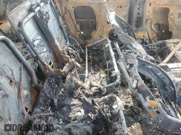 2015 Chevrolet Traverse LT с VIN 1GNKVGKDXFJ325784, выставлен на аукционе Copart как лот 59480385 с пробегом Не указан миль и На запчасти • Non repairable. История ставок и продаж доступна на DreamBid. Изображение 11.