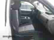 2007 GMC Sierra 1500 Work Truck с VIN 1GTEC14C27Z546439, выставлен на аукционе IAAI как лот 42151757 с пробегом 91 миль миль и . История ставок и продаж доступна на DreamBid. Изображение 8.