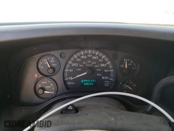 2006 Chevrolet Express Cargo with VIN 1GCFG15T761172401, listed as a Copart auction lot 71225064 with 109,220 mi miles and Salvage title. Bid and sale history available at DreamBid. Image 9.