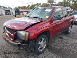 2008 Chevrolet TrailBlazer 1LT z VIN 1GNDT13S382220882, wystawiony jako IAAI lot #43484348 z przebiegiem 72 814 mil mil oraz . Historia ofert i sprzedaży dostępna na DreamBid. Obrazek 2.