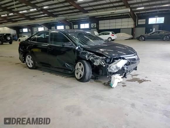 2014 Toyota Camry L с VIN 4T1BF1FKXEU410452, выставлен на аукционе Copart как лот 66552395 с пробегом 110 381 миль миль и Списание • Salvage title. История ставок и продаж доступна на DreamBid. Изображение 14.