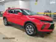 2023 Chevrolet Blazer LT z VIN 3GNKBCR44PS199400, wystawiony jako Copart lot #90240135 z przebiegiem 46 120 mil mil oraz Nie do naprawy • Non repairable. Historia ofert i sprzedaży dostępna na DreamBid. Obrazek 4.