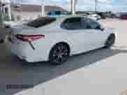 2019 Toyota Camry LE с VIN 4T1B11HK9KU798832, выставлен на аукционе IAAI как лот 43198815 с пробегом 85 282 миль миль и . История ставок и продаж доступна на DreamBid. Изображение 4.