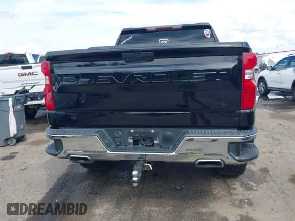 2020 Chevrolet Silverado 1500 LT with VIN 3GCUYDED2LG109380, listed as a IAAI auction lot 43320453 with Not provided miles and . Bid and sale history available at DreamBid. Image 15.