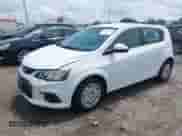 2017 Chevrolet Sonic LT с VIN 1G1JG6SHXH4168733, выставлен на аукционе IAAI как лот 42526853 с пробегом 113 727 миль миль и . История ставок и продаж доступна на DreamBid. Изображение 2.