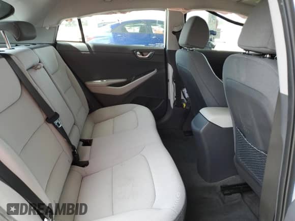 2021 Hyundai Ioniq SEL z VIN KMHC85LC7MU257014, wystawiony jako Copart lot #51083964 z przebiegiem 26 942 mil mil oraz . Historia ofert i sprzedaży dostępna na DreamBid. Obrazek 10.