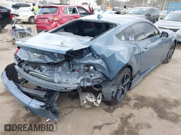 2025 Ford Mustang EcoBoost with VIN 1FA6P8TH8S5101594, listed as a IAAI auction lot 42125506 with 1,198 mi miles and . Bid and sale history available at DreamBid. Image 4.