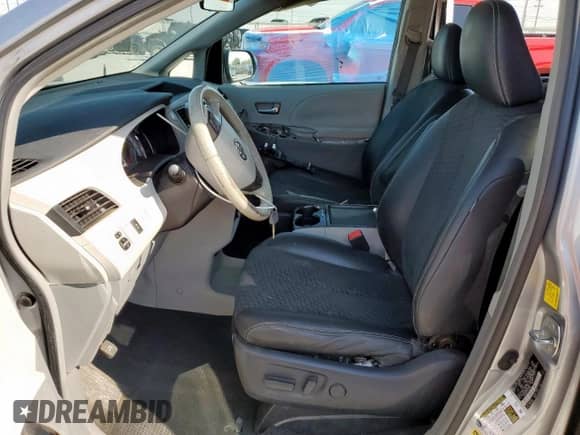 2011 Toyota Sienna SE with VIN 5TDXK3DC7BS049081, listed as a Copart auction lot 80009035 with 155,423 mi miles and Salvage title. Bid and sale history available at DreamBid. Image 7.