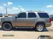 2013 Chevrolet Tahoe LT с VIN 1GNSKBE00DR332407, выставлен на аукционе IAAI как лот 42793892 с пробегом 197 363 миль миль и . История ставок и продаж доступна на DreamBid. Изображение 15.