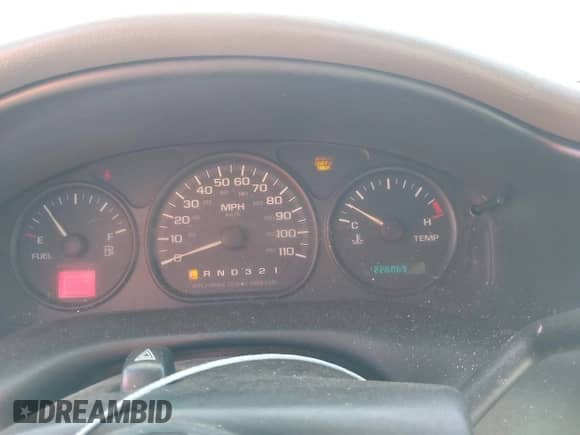 2004 Chevrolet Venture Plus с VIN 1GNDU03E04D127107, выставлен на аукционе IAAI как лот 42633918 с пробегом 228 069 миль миль и . История ставок и продаж доступна на DreamBid. Изображение 7.