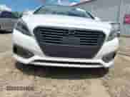 2016 Hyundai Sonata Limited with VIN KMHE34L16GA020231, listed as a IAAI auction lot 42755964 with 133,564 mi miles and . Bid and sale history available at DreamBid. Image 6.