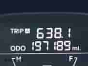 2013 Hyundai Elantra GLS с VIN KMHDH4AE0DU662277, выставлен на аукционе IAAI как лот 43403551 с пробегом 197 189 миль миль и . История ставок и продаж доступна на DreamBid. Изображение 16.