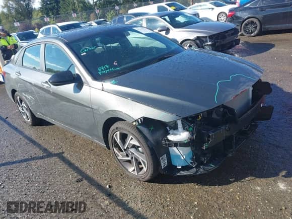 2025 Hyundai Elantra Blue with VIN KMHLM4DJ8SU133138, listed as a IAAI auction lot 43348868 with 2,684 mi miles and . Bid and sale history available at DreamBid. Image 1.