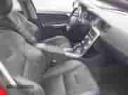 2018 Volvo S60 Dynamic с VIN YV140MTL8J2459839, выставлен на аукционе IAAI как лот 42993213 с пробегом 126 241 миль миль и . История ставок и продаж доступна на DreamBid. Изображение 5.