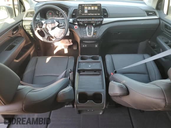 2025 Honda Odyssey EX-L с VIN 5FNRL6H61SB039176, выставлен на аукционе Copart как лот 70780845 с пробегом 18 896 миль миль и Списание • Salvage title. История ставок и продаж доступна на DreamBid. Изображение 8.