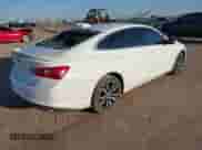 2023 Chevrolet Malibu RS с VIN 1G1ZG5ST0PF116502, выставлен на аукционе IAAI как лот 42694981 с пробегом 46 178 миль миль и . История ставок и продаж доступна на DreamBid. Изображение 4.