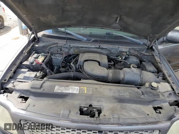 2002 Ford F-150 XLT с VIN 1FTRW07L72KE08265, выставлен на аукционе Copart как лот 84477595 с пробегом 279 293 миль миль и Чистый • Clean title. История ставок и продаж доступна на DreamBid. Изображение 11.