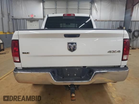 2017 Ram 1500 SLT z VIN 1C6RR7LT5HS623388, wystawiony jako Copart lot #55447125 z przebiegiem 165 656 mil mil oraz Szkoda całkowita • Salvage title. Historia ofert i sprzedaży dostępna na DreamBid. Obrazek 6.