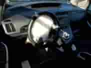 2013 Toyota Prius One с VIN JTDKN3DUXD5649502, выставлен на аукционе Copart как лот 82287725 с пробегом 291 402 миль миль и Списание • Salvage title. История ставок и продаж доступна на DreamBid. Изображение 8.