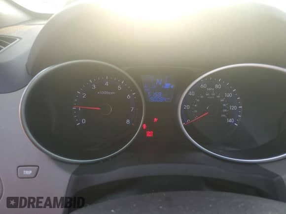 2013 Hyundai Tucson GLS с VIN KM8JU3AC3DU769217, выставлен на аукционе Copart как лот 71538835 с пробегом 190 084 миль миль и Списание • Salvage title. История ставок и продаж доступна на DreamBid. Изображение 9.