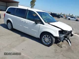 2013 Dodge Grand Caravan R/T with VIN 2C4RDGEG0DR754120, listed as a IAAI auction lot 42843608 with 107,784 mi miles and . Bid and sale history available at DreamBid. Image 1.