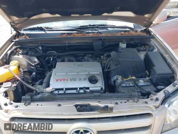 2004 Toyota Highlander with VIN JTEEP21A140025561, listed as a IAAI auction lot 42601941 with 163,633 mi miles and . Bid and sale history available at DreamBid. Image 10.