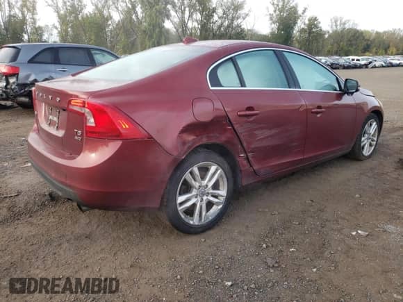 2012 Volvo S60 T6 с VIN YV1902FH2C2089802, выставлен на аукционе Copart как лот 84545735 с пробегом 150 535 миль миль и Списание • Salvage title. История ставок и продаж доступна на DreamBid. Изображение 3.
