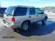 2001 Chevrolet Blazer LT with VIN 1GNCS13W912113858, listed as a IAAI auction lot 41402346 with 215,501 mi miles and . Bid and sale history available at DreamBid. Image 4.