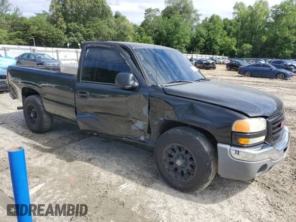 2004 GMC Sierra 1500 Work Truck with VIN 1GTEC14X24Z352315, listed as a Copart auction lot 54896555 with 161,597 mi miles and Salvage title. Bid and sale history available at DreamBid. Image 4.
