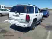 2003 Chevrolet TrailBlazer LTZ с VIN 1GNDT13S532229303, выставлен на аукционе IAAI как лот 42794298 с пробегом 195 883 миль миль и . История ставок и продаж доступна на DreamBid. Изображение 4.