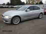 2012 BMW 3 Series 328i с VIN WBA3A5C5XCF256384, выставлен на аукционе Copart как лот 90655135 с пробегом 139 901 миль миль и Чистый • Clean title. История ставок и продаж доступна на DreamBid. Изображение 1.