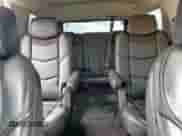 2017 Cadillac Escalade Luxury z VIN 1GYS3BKJ7HR191791, wystawiony jako Copart lot #81742925 z przebiegiem 106 265 mil mil oraz Szkoda całkowita • Salvage title. Historia ofert i sprzedaży dostępna na DreamBid. Obrazek 10.