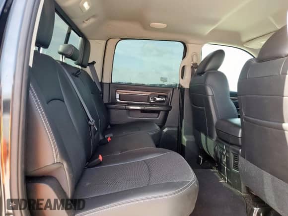 2016 Ram 1500 Laramie z VIN 1C6RR7VT7GS130176, wystawiony jako Copart lot #62051575 z przebiegiem 133 883 mil mil oraz Czysty tytuł • Clean title. Historia ofert i sprzedaży dostępna na DreamBid. Obrazek 10.