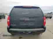 2013 Chevrolet Tahoe LS z VIN 1GNSCAE05DR337061, wystawiony jako Copart lot #68891945 z przebiegiem 179 116 mil mil oraz Czysty tytuł • Clean title. Historia ofert i sprzedaży dostępna na DreamBid. Obrazek 6.