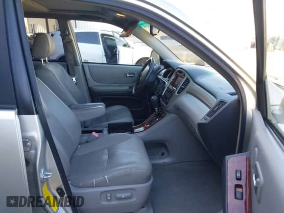 2007 Toyota Highlander Limited z VIN JTEEP21A270227295, wystawiony jako IAAI lot #43364359 z przebiegiem 228 075 mil mil oraz . Historia ofert i sprzedaży dostępna na DreamBid. Obrazek 5.