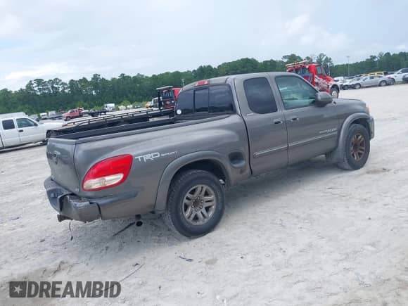 2006 Toyota Tundra Limited with VIN 5TBRT381X6S476722, listed as a IAAI auction lot 42781847 with 212,875 mi miles and . Bid and sale history available at DreamBid. Image 4.