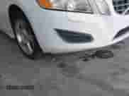 2012 Volvo S60 T5 с VIN YV1622FS5C2090077, выставлен на аукционе IAAI как лот 43040840 с пробегом 260 494 миль миль и . История ставок и продаж доступна на DreamBid. Изображение 6.