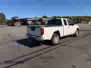 2013 Nissan Frontier SV with VIN 1N6AD0CW4DN725292, listed as a Copart auction lot 89578025 with 136,778 mi miles and Clean title. Bid and sale history available at DreamBid. Image 4.