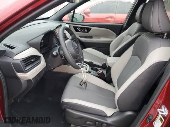 2025 Subaru Forester Limited z VIN JF2SLDRC5SH489571, wystawiony jako Copart lot #89181305 z przebiegiem 226 mil mil oraz Szkoda całkowita • Salvage title. Historia ofert i sprzedaży dostępna na DreamBid. Obrazek 7.