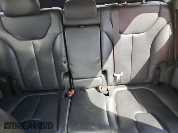 2020 Hyundai Santa Fe SEL с VIN 5NMS33AD2LH257359, выставлен на аукционе Copart как лот 84023925 с пробегом 69 935 миль миль и На запчасти • Non repairable. История ставок и продаж доступна на DreamBid. Изображение 10.