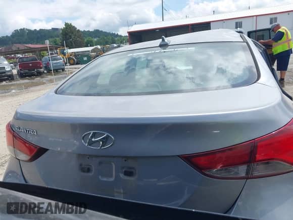 2016 Hyundai Elantra SE with VIN 5NPDH4AE6GH672136, listed as a IAAI auction lot 42930578 with 77,142 mi miles and . Bid and sale history available at DreamBid. Image 16.