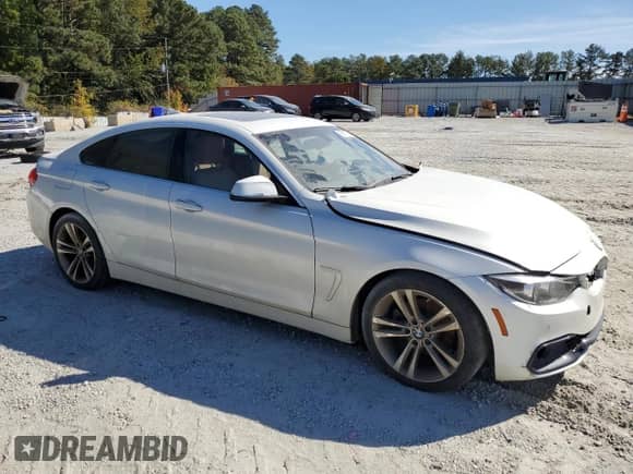 2019 BMW 4 Series 430i with VIN WBA4J1C59KBM17326, listed as a Copart auction lot 89677745 with 129,323 mi miles and Clean title. Bid and sale history available at DreamBid. Image 4.