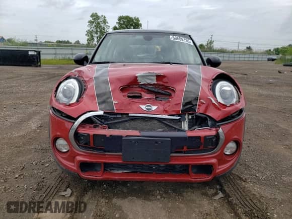 2016 MINI Hardtop S с VIN WMWXP7C57G3B33678, выставлен на аукционе Copart как лот 60609135 с пробегом 84 506 миль миль и Списание • Salvage title. История ставок и продаж доступна на DreamBid. Изображение 5.
