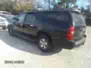 2010 Chevrolet Suburban LT z VIN 1GNUCJE01AR196820, wystawiony jako IAAI lot #40713946 z przebiegiem 234 838 mil mil oraz . Historia ofert i sprzedaży dostępna na DreamBid. Obrazek 3.