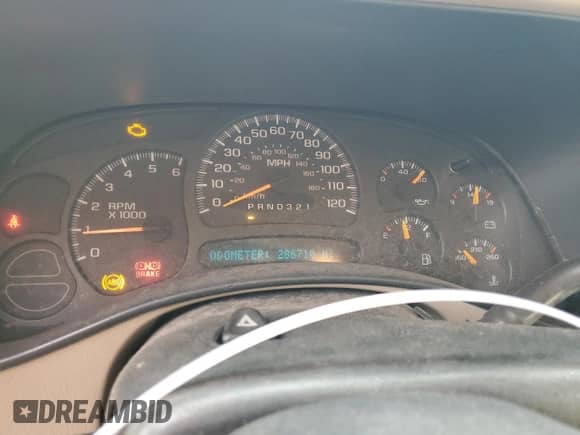 2007 Chevrolet Silverado 1500 LT1 with VIN 2GCEK13Z271116234, listed as a Copart auction lot 81398214 with 286,710 mi miles and Salvage title. Bid and sale history available at DreamBid. Image 9.