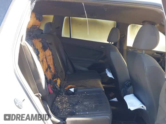 2024 Volkswagen Tiguan SE с VIN 3VV2B7AX4RM028662, выставлен на аукционе IAAI как лот 42279039 с пробегом Не указан миль и . История ставок и продаж доступна на DreamBid. Изображение 8.