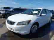 2008 Honda Accord LX с VIN 1HGCP26358A129882, выставлен на аукционе IAAI как лот 43275029 с пробегом 207 696 миль миль и . История ставок и продаж доступна на DreamBid. Изображение 2.