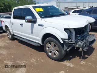 2020 Ford F-150 XL z VIN 1FTEW1E4XLKD43901, wystawiony jako IAAI lot #42187833 z przebiegiem 123 554 mil mil oraz . Historia ofert i sprzedaży dostępna na DreamBid. Obrazek 1.